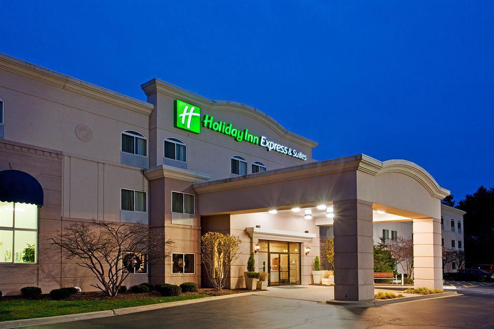 Hotel Express & Chicago-libertyville By Ihg 2*