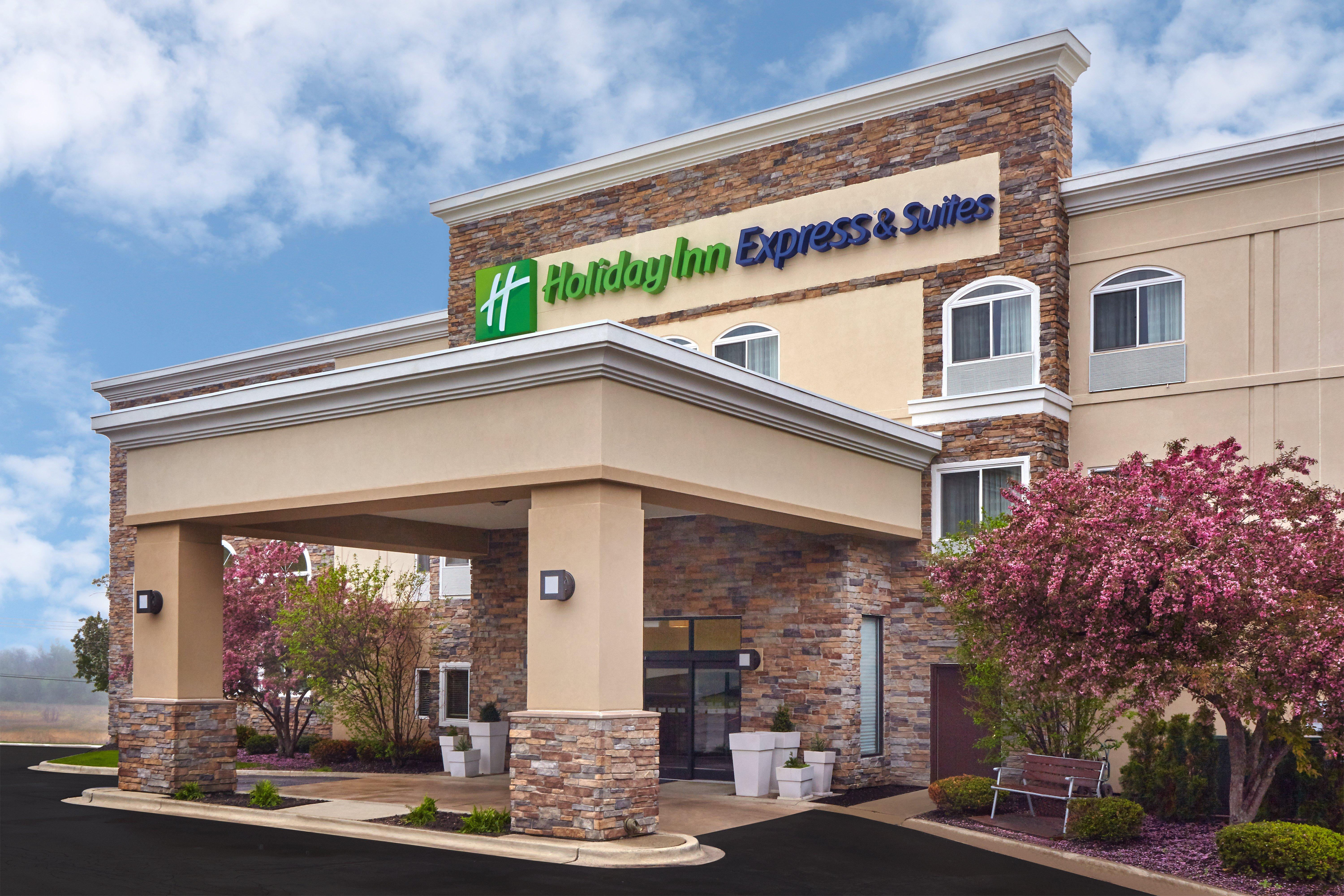 Express & Chicago-libertyville By Ihg Libertyville