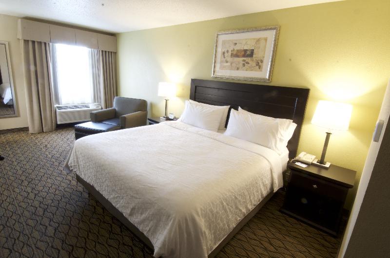 Express & Chicago-libertyville By Ihg 2* Libertyville