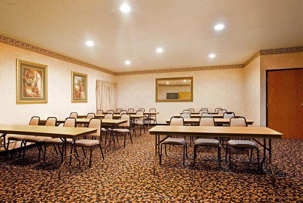 Express & Chicago-libertyville By Ihg 2* Libertyville