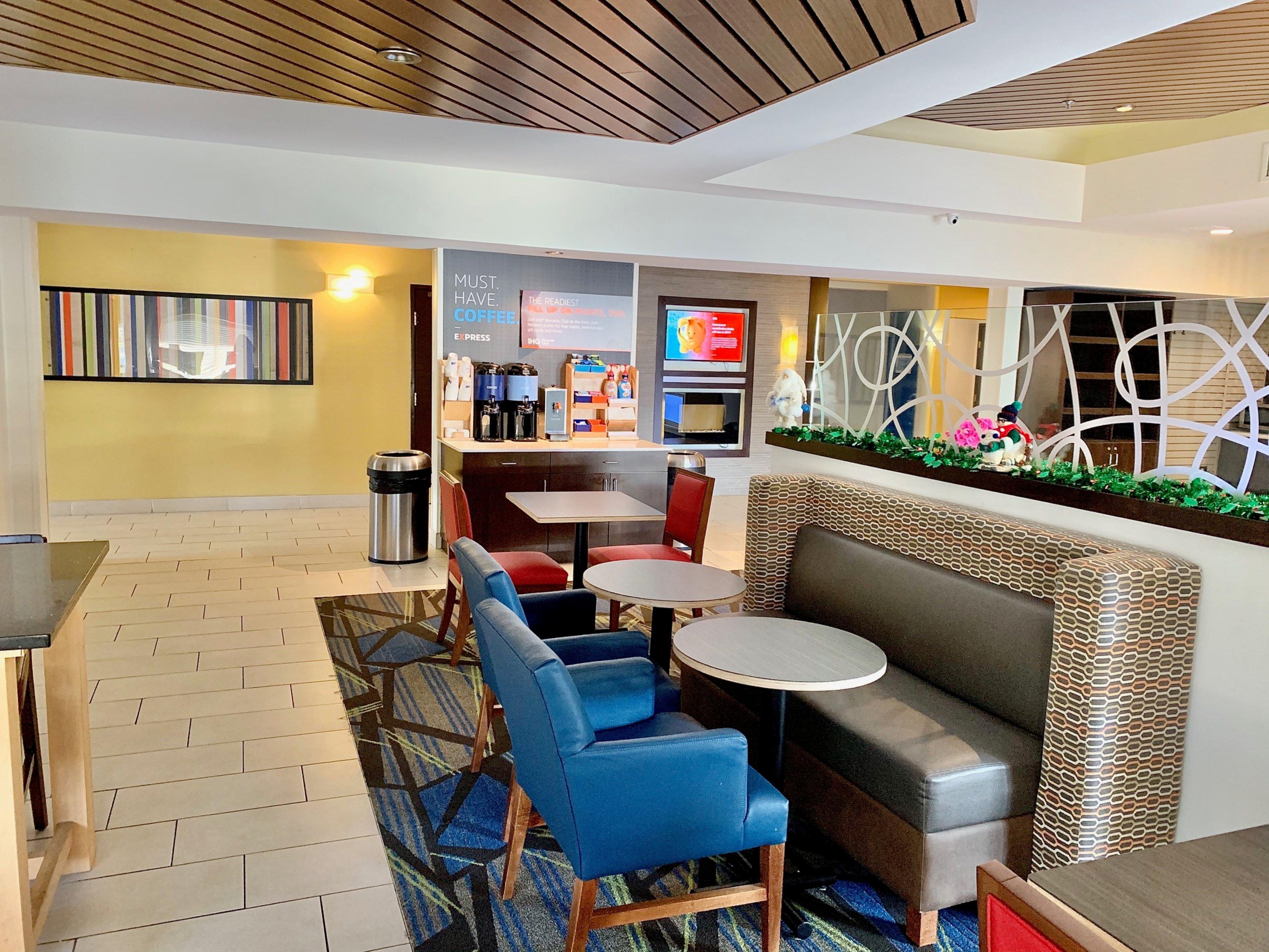 Express & Chicago-libertyville By Ihg Hotel Libertyville