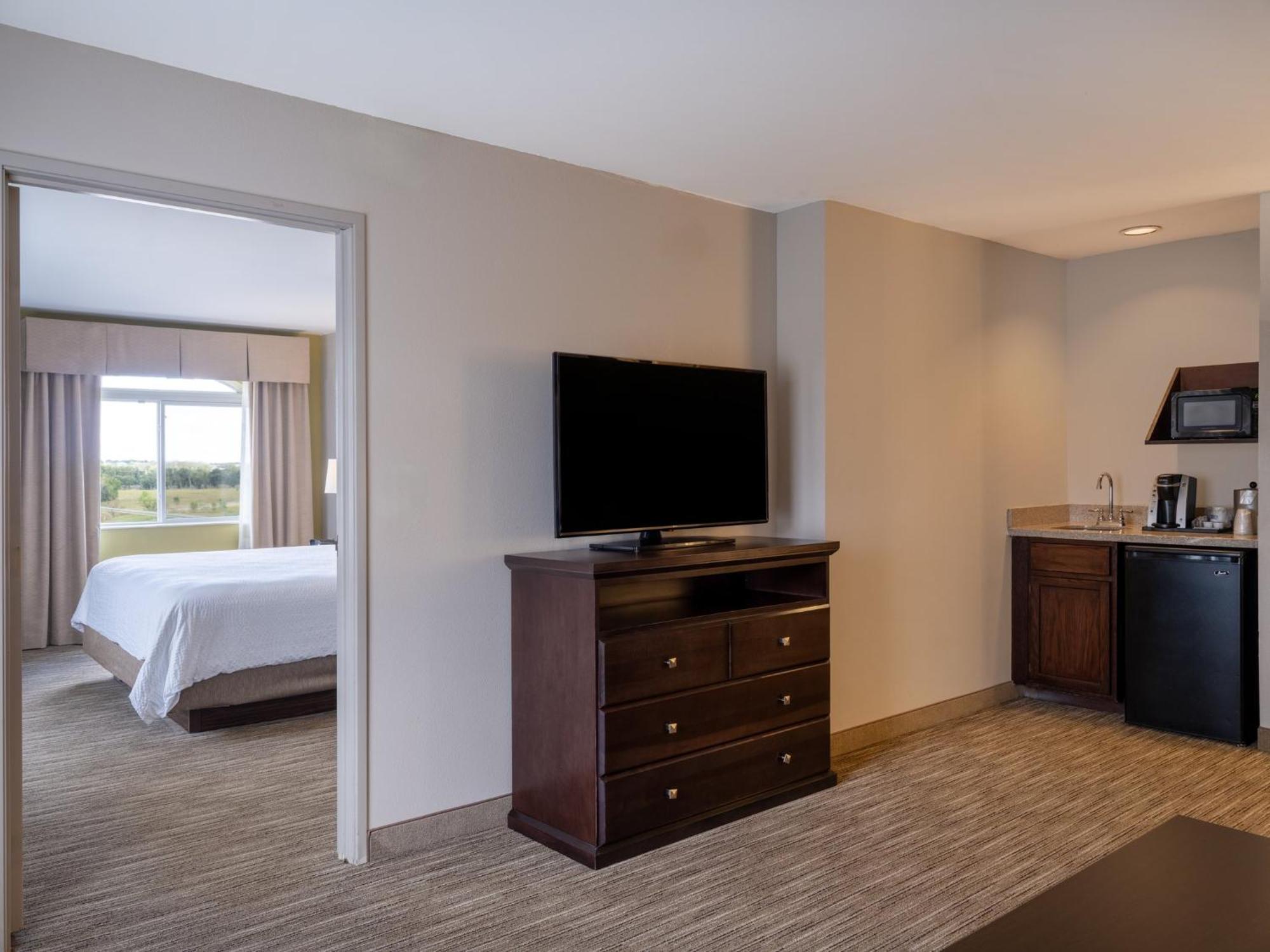 Hotel Express & Chicago-libertyville By Ihg
