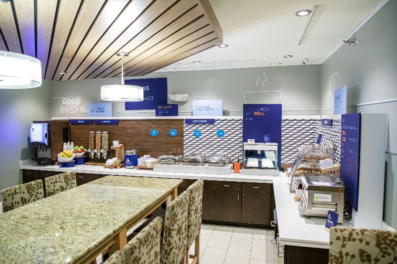Express & Chicago-libertyville By Ihg 2* Libertyville